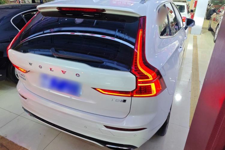 Used Volvo XC60 2018 T5 4x4 Smart & Sporty Edition
