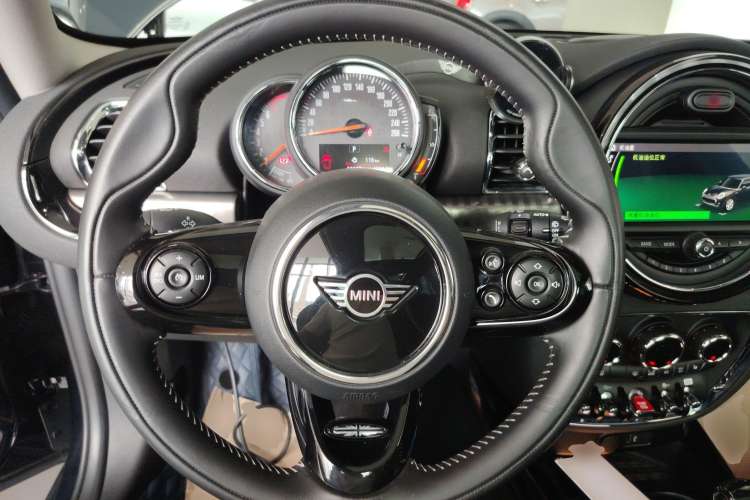 Used  Clubman 2019 1.5T COOPER Connoisseur
