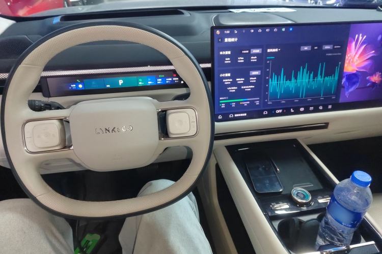 Used Lynk & Co 900 2025 2.0T Ultra
