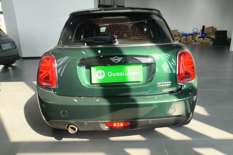 Used  MINI 2018 1.5T COOPER Classic Edition Five-Door Version
