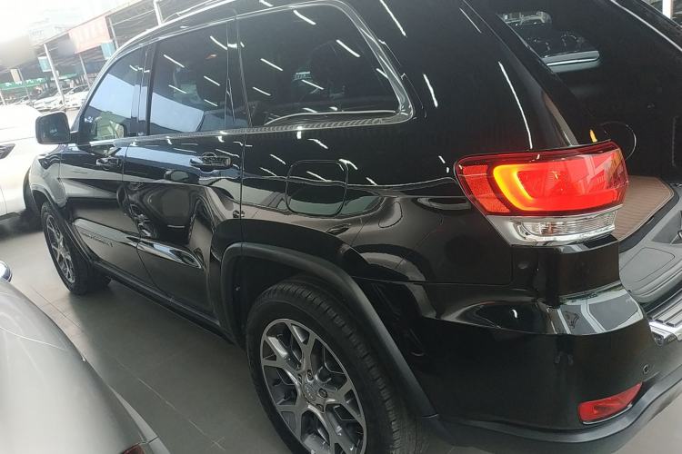 Used  Grand Cherokee 2020 3.0L Elite Navigation Edition