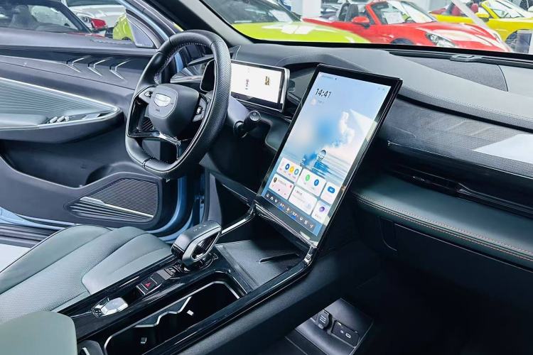 Used Geely Auto Emgrand X7 Sport 2024 1.5TD Prestige Edition
