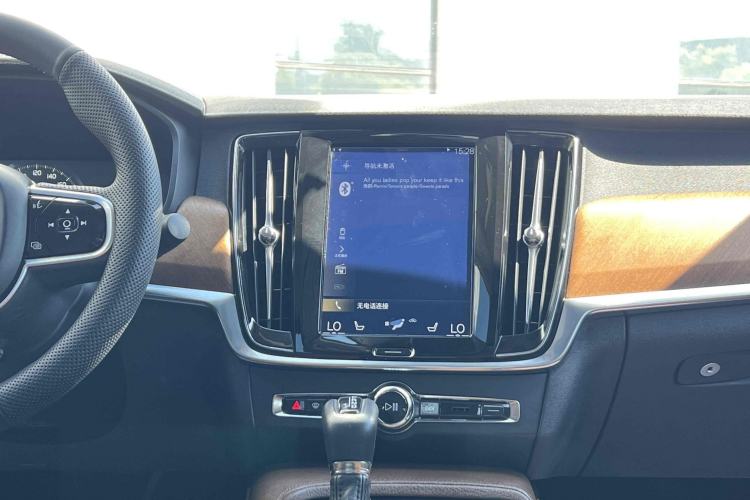 Used Volvo S90 2019 T5 Zhiyi Edition
