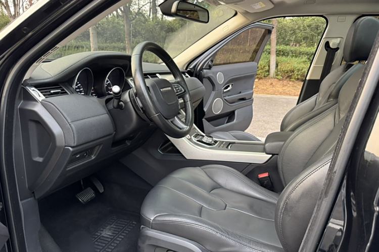 Used Land Rover Range Rover Evoque 2015 2.0T Five-Door Zhiyao Edition
