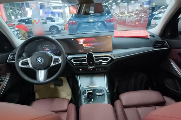 Used BMW i3 2022 eDrive 35 L
