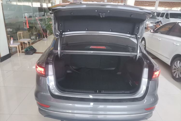 Used Geely Auto Emgrand 2023 4th Generation Champion Edition 1.5L CVT Prestige Model
