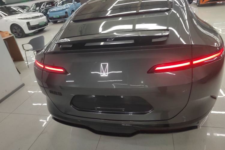 Used  12 2025 Ultra Extended-Range Edition