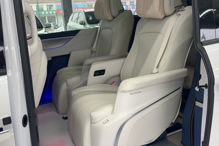 Used Buick GL8 New Energy 2024 Lu Zun Luxury Edition 7-Seater
