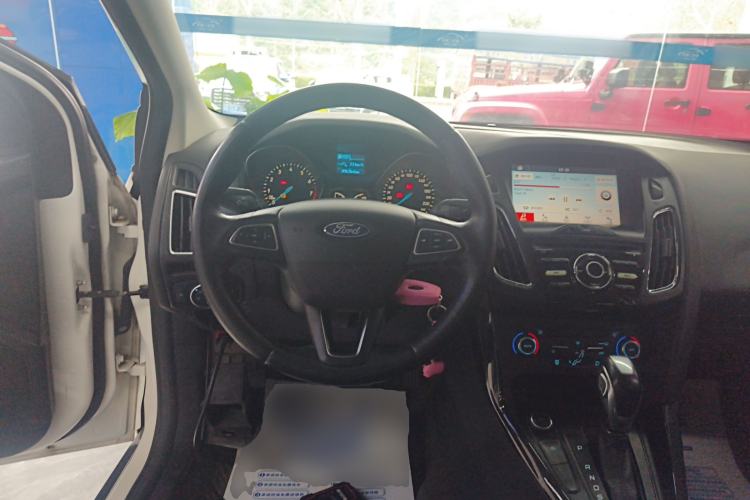 Used Ford Focus 2017 Sedan EcoBoost 125 Automatic Supreme Style SmartDrive Edition