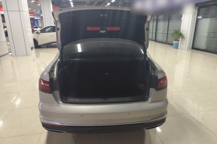 Used Audi A4L 2020 40 TFSI Luxury Dynamic Model
