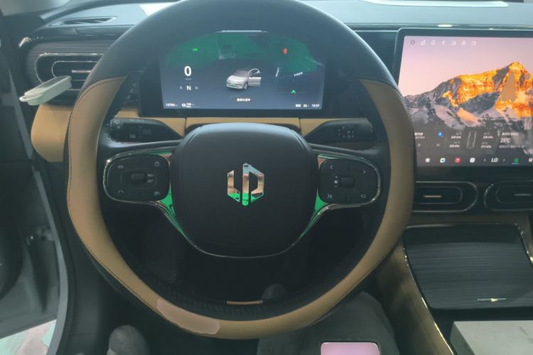 Used Leapmotor C11 2024 All-Electric 580 Luxury Edition
