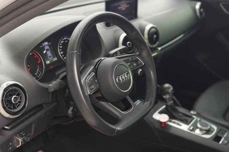 Used Audi A3 2020 Limousine 35 TFSI Fashion Edition China VI Emission Standard