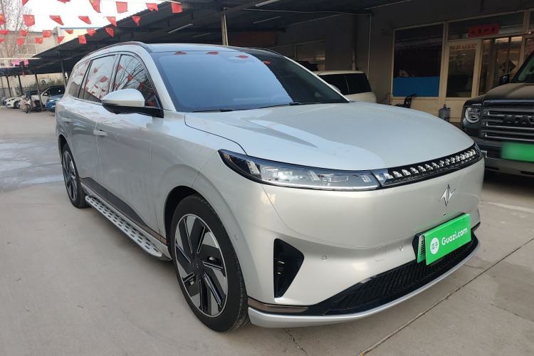 Used  eπ008 2025 210Max Rui Edition 6-Seater
