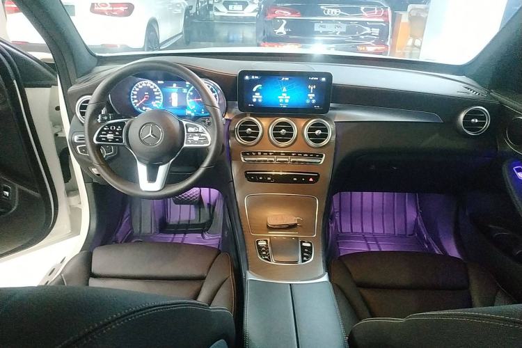 Used Mercedes-Benz GLC 2020 GLC 300 L 4MATIC Dynamic Edition
