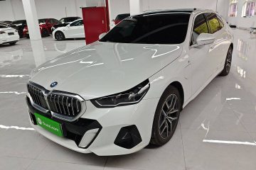 Used BMW i5 2024 eDrive 35L Luxury Model with M Sport Package