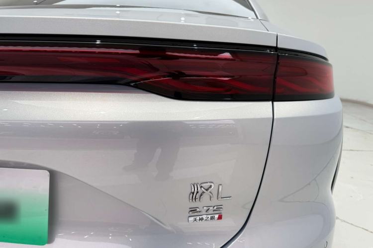 Used BYD Han L 2025 EV Four-Wheel Drive LiDAR Flagship Model
