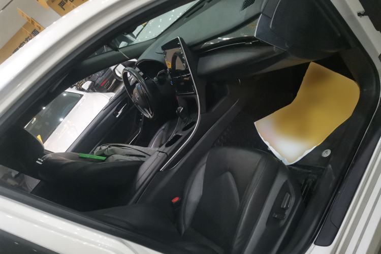 Used Toyota Avalon 2019 2.0L Luxury Edition China VI Standard
