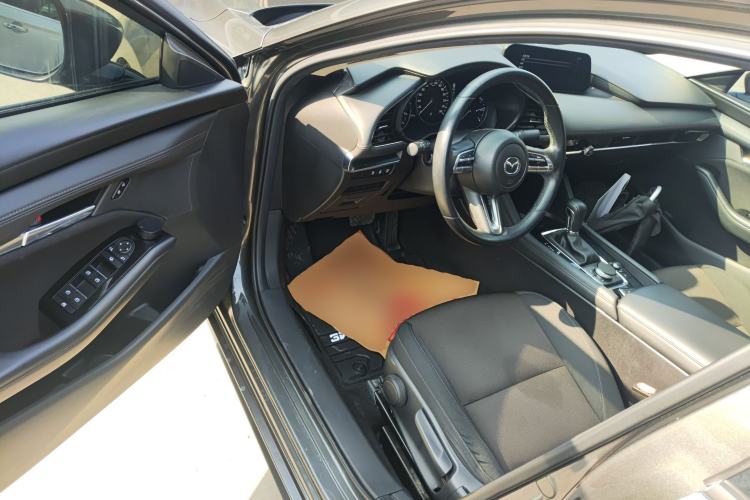 Used Mazda Mazda 3 Axela 2021 2.0L Automatic ZhiXuan Edition
