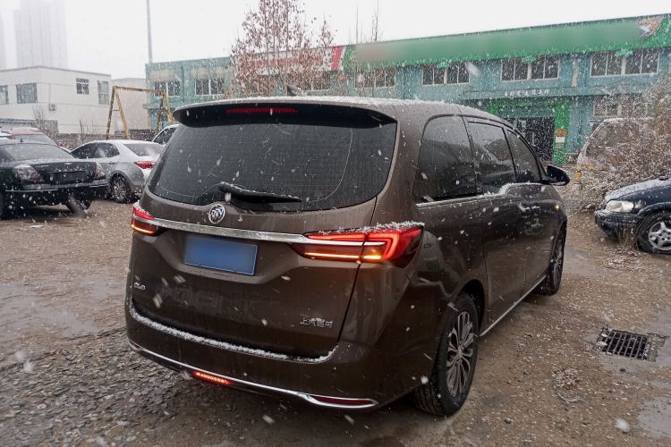 Used Buick GL8 2023 Land Executive Class Smart Enjoyment Model
