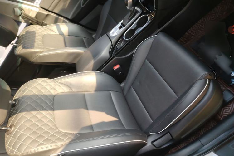 Used Hyundai Tucson 2020 280TGDi Two-Wheel-Drive GLS Fashion Edition China VI Standard
