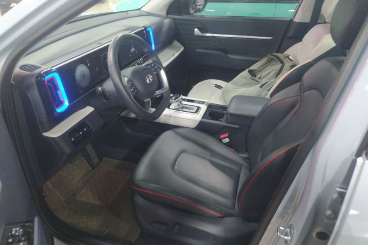 Used Hyundai ix35 2023 Musso 2.0L Flagship Edition TOP
