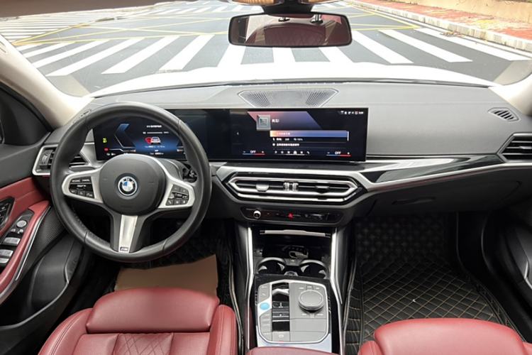 Used BMW i3 2024 eDrive 35 L
