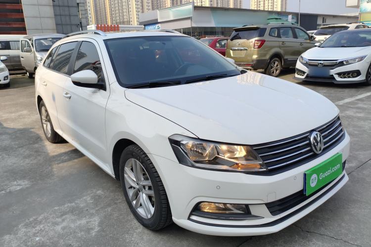 Used Volkswagen Gran Lavida 2015 1.6L Automatic Comfort Edition
