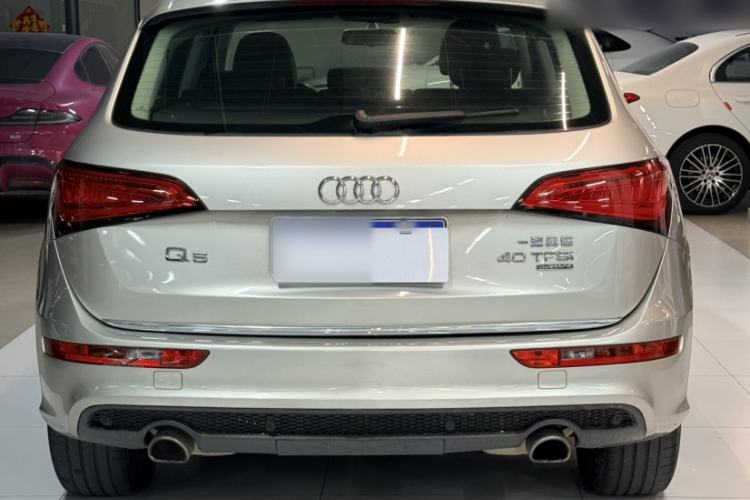 Used Audi Q5 2017 Plus 40 TFSI Ambition Model
