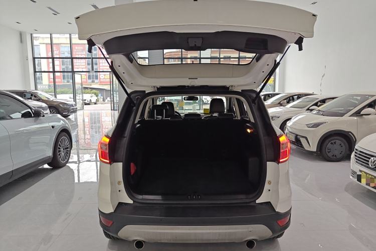 Used Ford Kuga 2018 EcoBoost 180 Two-Wheel-Drive Platinum Edition
