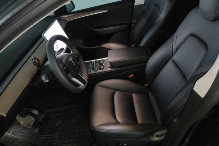 Used Tesla Model Y 2021 Standard Range Rear-Wheel Drive Version
