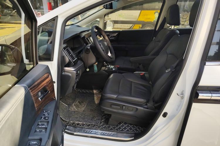 Used Honda Elysion 2016 2.4L Luxury Edition
