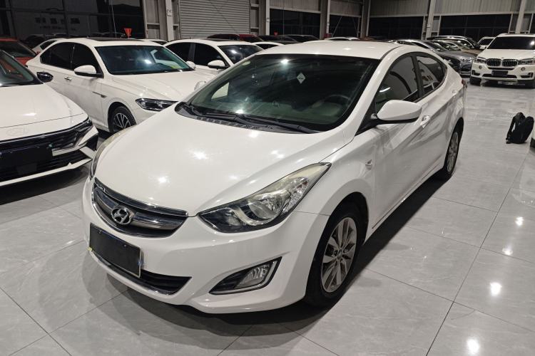 Used Hyundai Elantra 2015 1.6L Automatic Fashion Model
