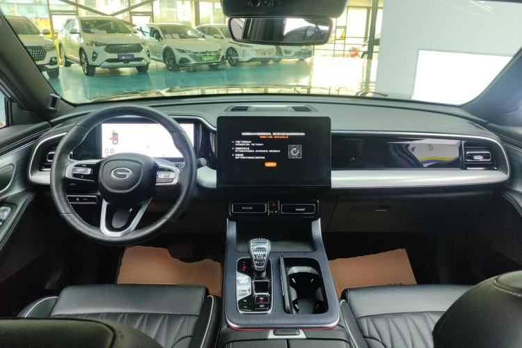 Used GAC Trumpchi GS8 2022 Flagship Series 2.0 TGDI Two-Wheel-Drive Prestige Edition (7 Seats)
