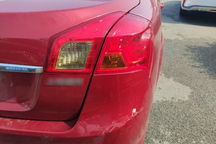 Used Buick Excelle 2013 1.5L Automatic Classic Model
