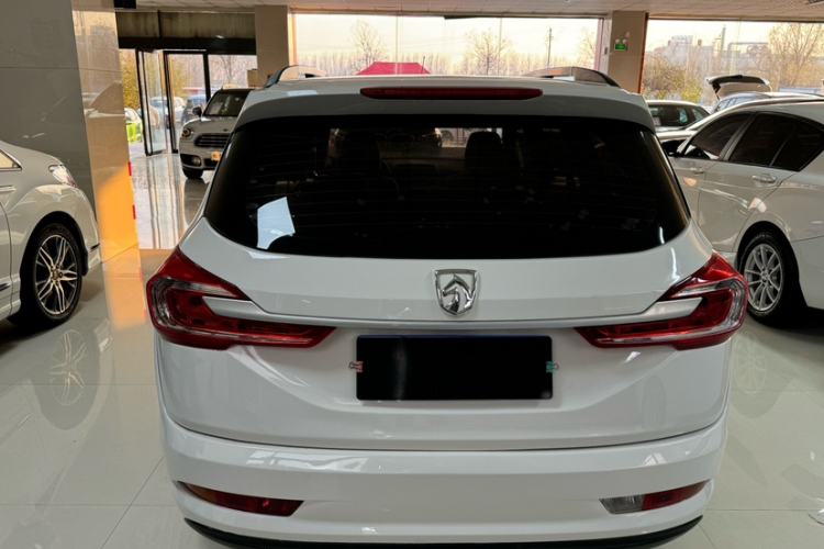 Used Baojun 310W 2017 1.5L Manual Comfort Model China V Standard