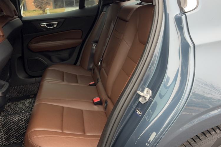 Used Volvo S60 2021 T4 Zhiyi Luxury Edition