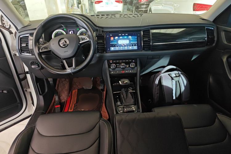 Used Skoda Kodiaq 2018 Facelifted TSI330 5-Seater Two-Wheel-Drive Luxury Enjoyment Edition
