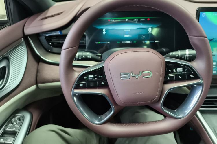 Used BYD Seal 2023 DM-i 1.5L 121km Prestige Model