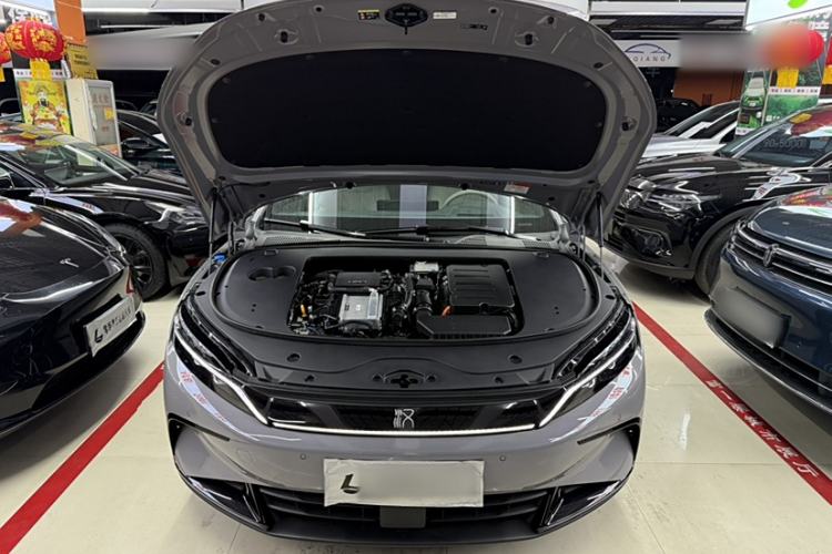 Used BYD Han 2025 DM-i 125KM Prestige Model
