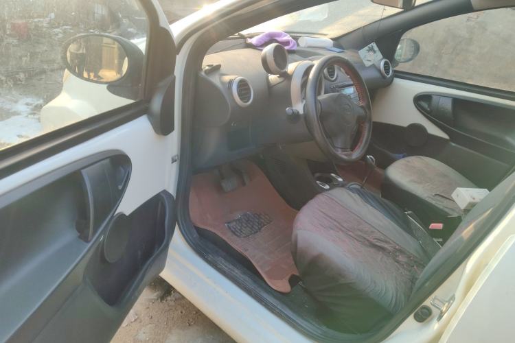 Used BYD F0 2015 1.0L AMT Joyful Cool Model
