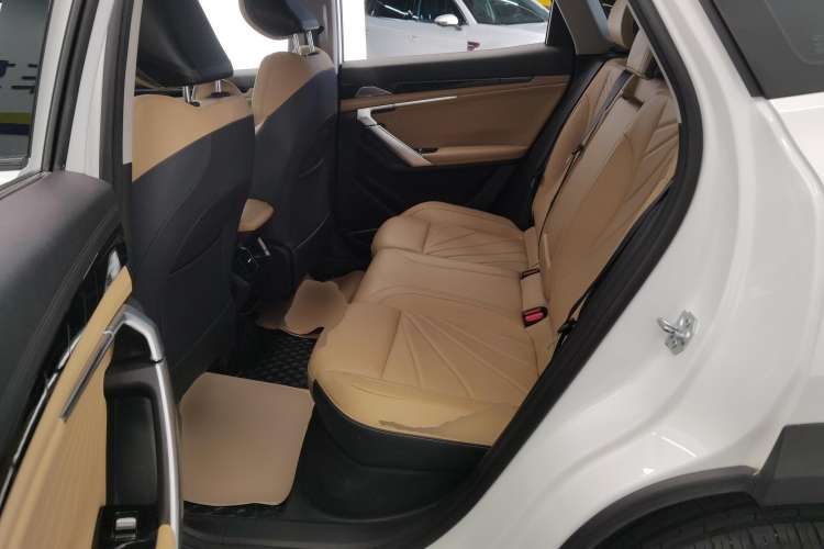 Used Geely Auto FX11 2023 2.0TD DCT Prestige Edition
