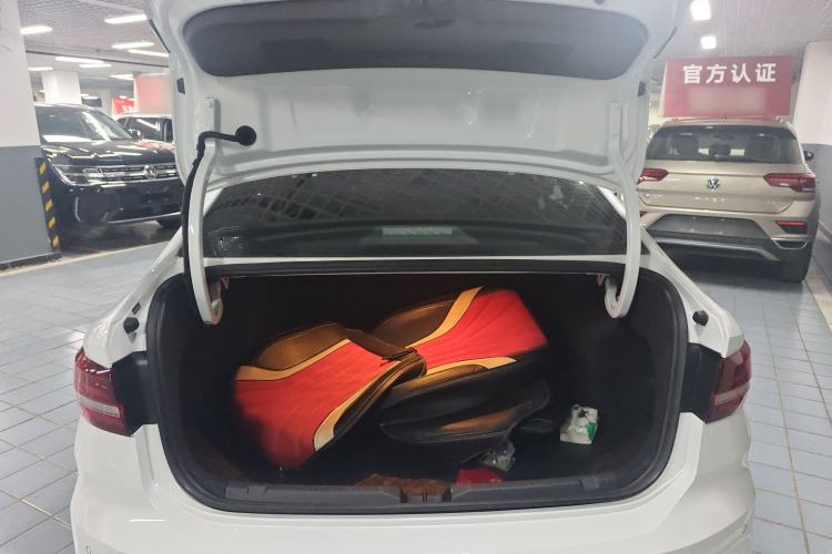 Used Volkswagen Lavida 2024 300TSI DSG Starry Sky Deluxe Edition
