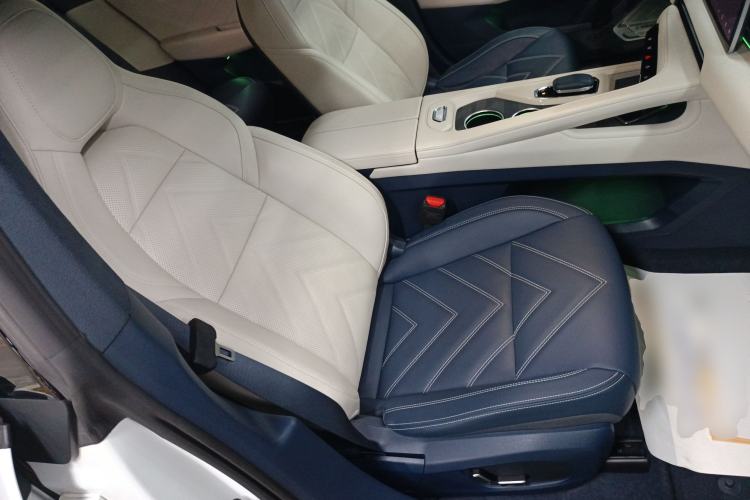 Used Zeekr 001 2022 Ultra-Long Range Dual-Motor YOU Version
