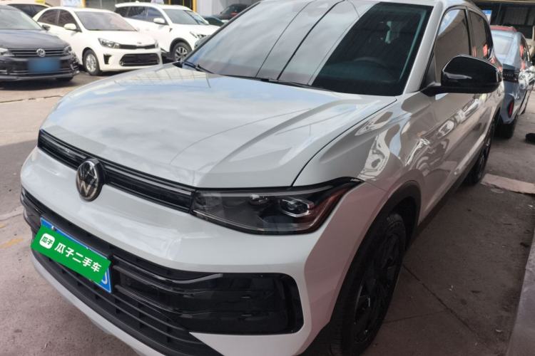 Used Volkswagen Tharu 2025 NewRui 300TSI Prestige Edition
