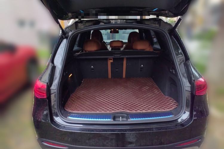 Used Mercedes-Benz GLC 2023 GLC 300 L 4MATIC Dynamic Edition 5-seater
