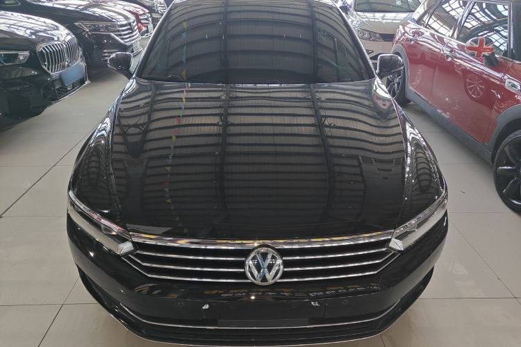 Used Volkswagen Magotan 2019 330TSI DSG Leading Model China VI Standard