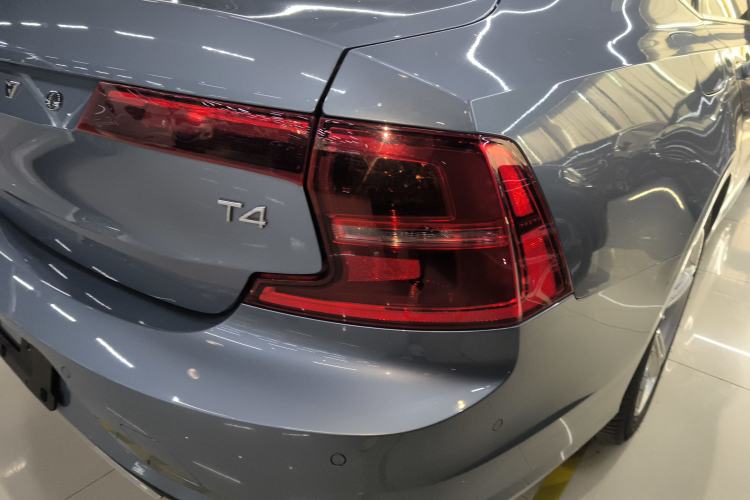 Used Volvo S90 2018 T4 Zhiyuan Edition
