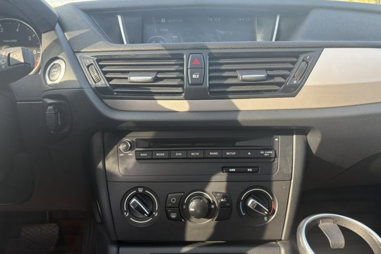 Used BMW X1 2014 sDrive18i Fashion Model