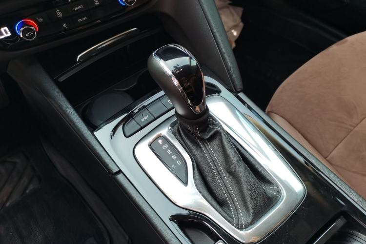 Used Buick Regal 2019 20T Elite Version China VI Standard
