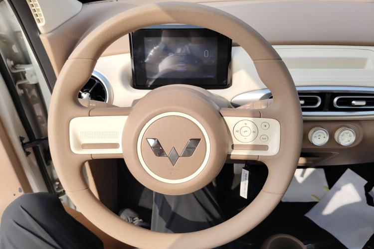 Used Wuling Hongguang MINIEV 2025 Four-Door Version Advanced Edition
